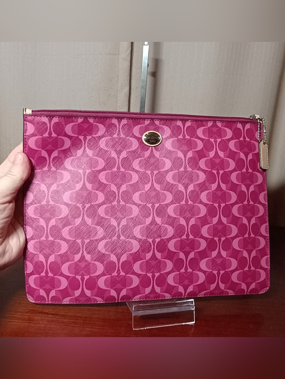 Coach Signature C Zip Pouch